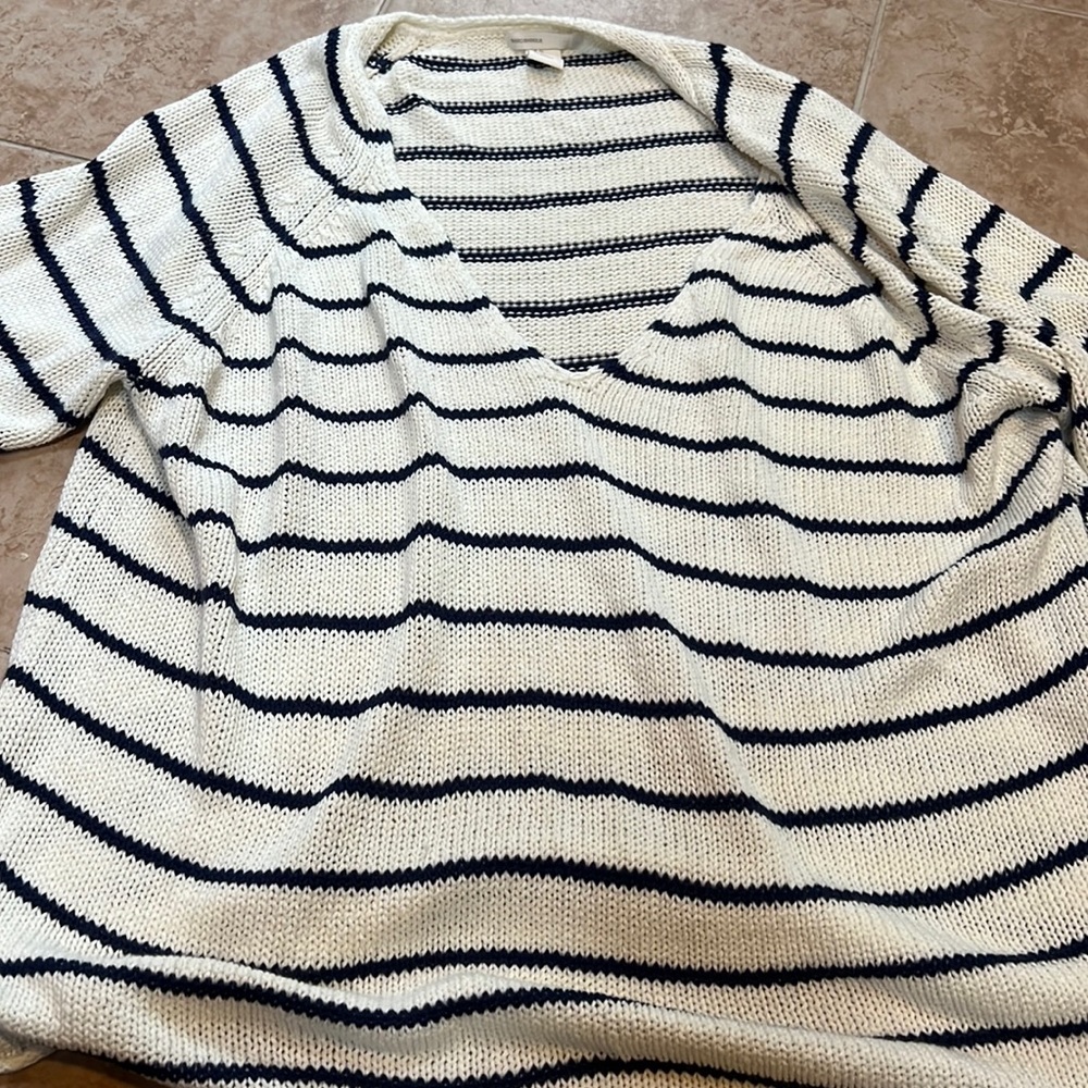 H&M sweater